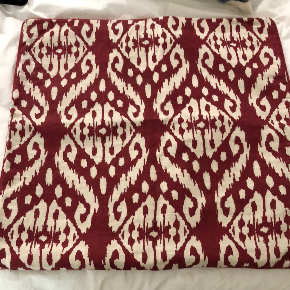 22*22 pottery barn pillow covers